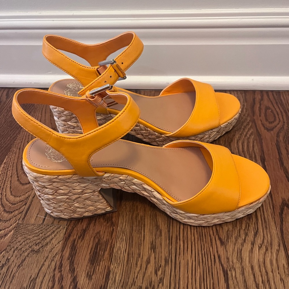 Vince Camuto Ranneli Leather Raffia Block Heel Espadrille Orange . Size 8.5